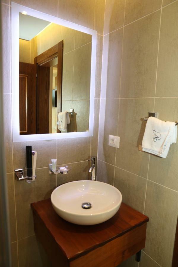 Vinea Resort ดูร์เรส ภายนอก รูปภาพ